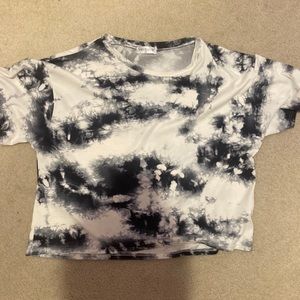 Vestique marble athleisure shirt